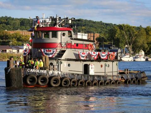 Carver Marine Towing's Caroline M Wins 'People’s Choice' Tugboat Award at Waterford Tugboat Roundup